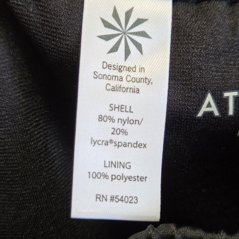 Athleta Polynesia Easy Short - Picture 7 of 10